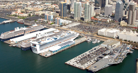 Cruise_Ships_and midway